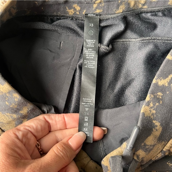 Lululemon City Sweat Jogger Pants Spectral Graphite Camo Size XS Men’s - Picture 3 of 11